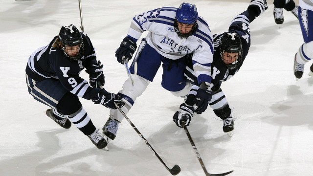 九游娱乐-亚冠联赛中国女足平局 球员体能成为关键问题，中国女足体能训练